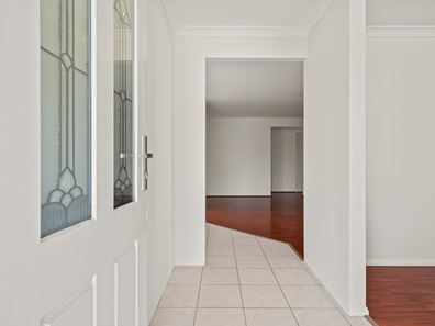 2/83-85 Morrison Street, Redcliffe WA 6104