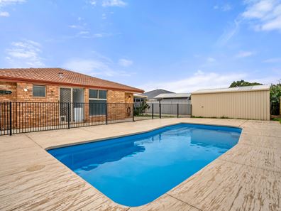 12 Gidgi Way, Waikiki WA 6169