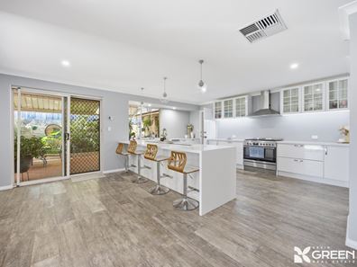5 Highview Rise, Halls Head WA 6210