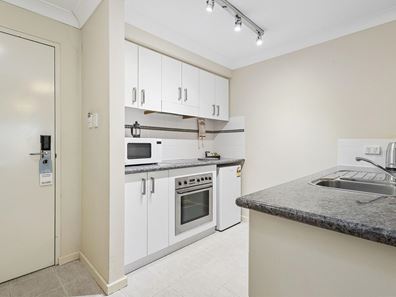 211/126-128 Mounts Bay Road, Perth WA 6000