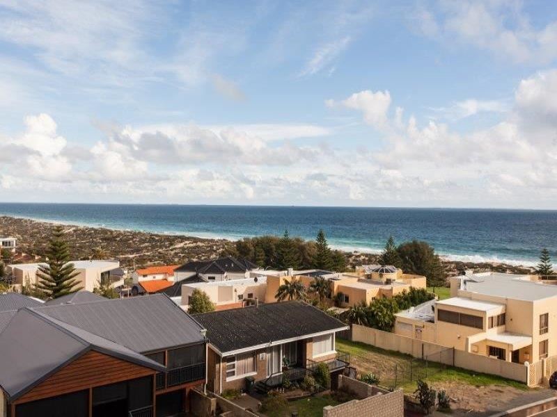 44/2 Brighton Road, Scarborough WA 6019