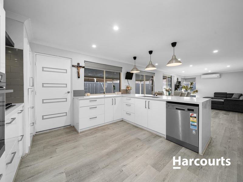 73 St Barnabas Boulevard, Quinns Rocks WA 6030