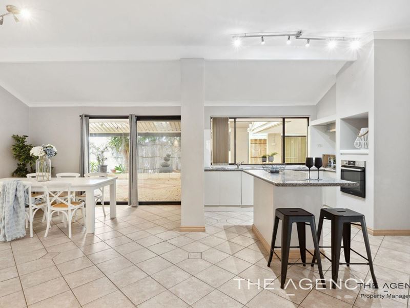 6 Tarra Close, Clarkson WA 6030