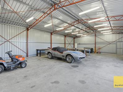 21 James Road, Kalamunda WA 6076