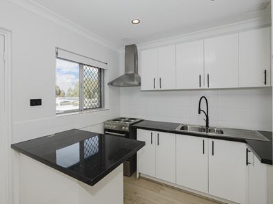 16/66 Hastings Street, Scarborough WA 6019