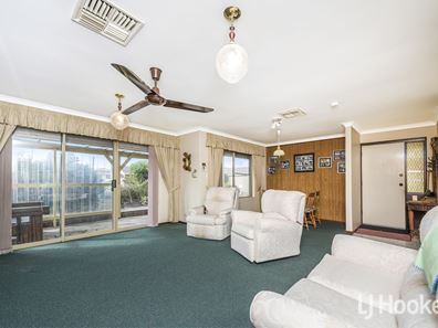 6/27 Attfield Street, Maddington WA 6109