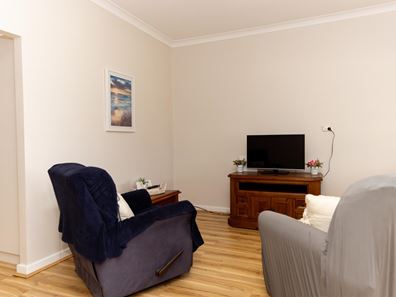 56 Endersbee Street, Merredin WA 6415
