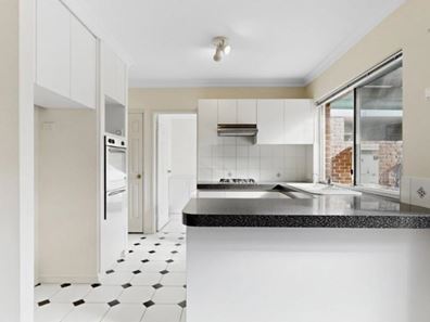 102B Sixth Avenue, Inglewood WA 6052