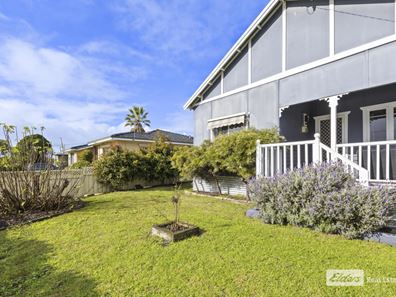 61 Katoomba  Street, Orana WA 6330