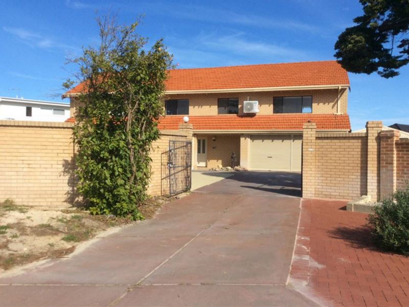 10 Dowel Court, Ocean Reef WA 6027