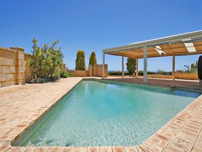 10 Dowel Court, Ocean Reef WA 6027