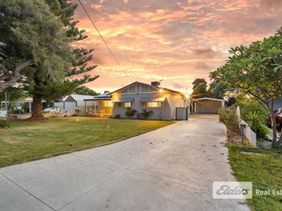32 Fawdon Street, Safety Bay WA 6169