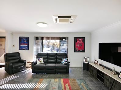25 Mccaskill Way, Noranda WA 6062