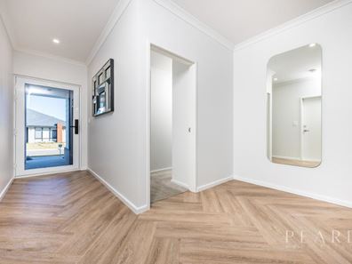 12 Venetian Road, Eglinton WA 6034