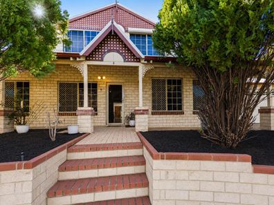 8 Kolan Close, Dudley Park WA 6210