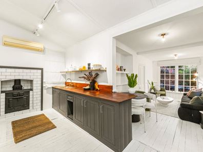 7 White Street, North Fremantle WA 6159