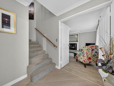 21B Carnarvon Rise, Ocean Reef WA 6027