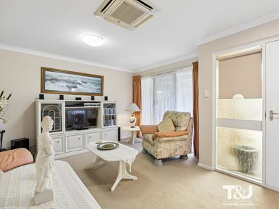 19/161 Abbett Street, Scarborough WA 6019