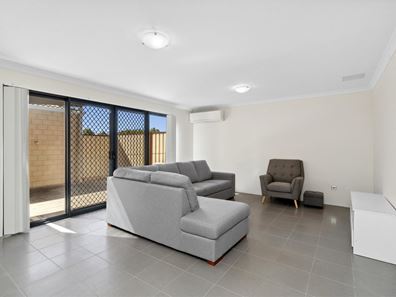 9B Corrigin Street, Southern River WA 6110