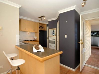12A Coronation Street, Doubleview WA 6018