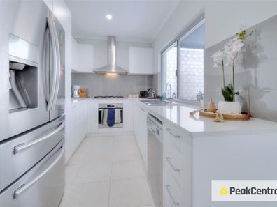 9C Halley Street, Innaloo WA 6018