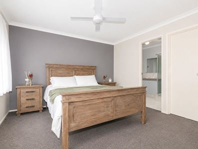 6 Lily Place, Thornlie WA 6108