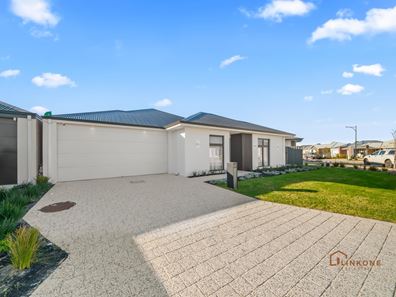 28 Arrowsmith Loop, South Guildford WA 6055