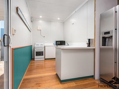 15 Schooner Pass, Glenfield WA 6532