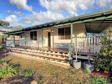 54 Carton Street, Cuballing WA 6311