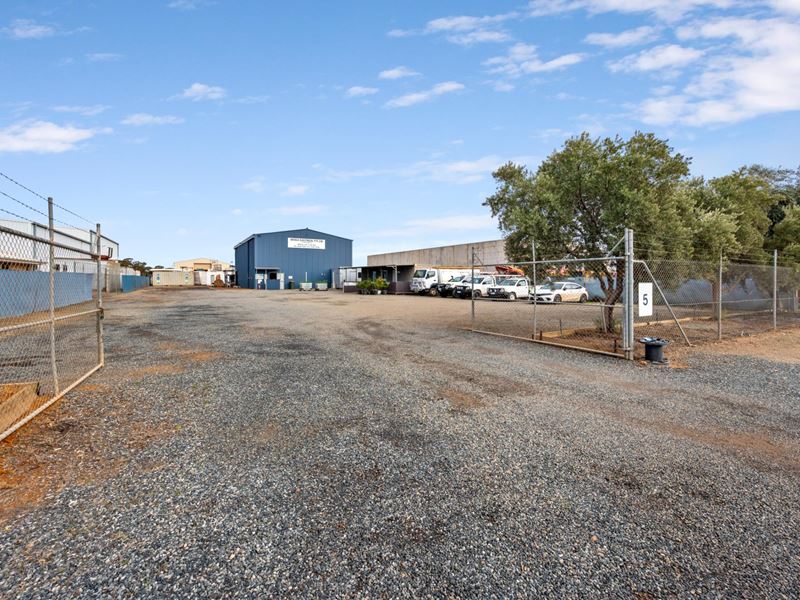 14 Yindi Way, Broadwood