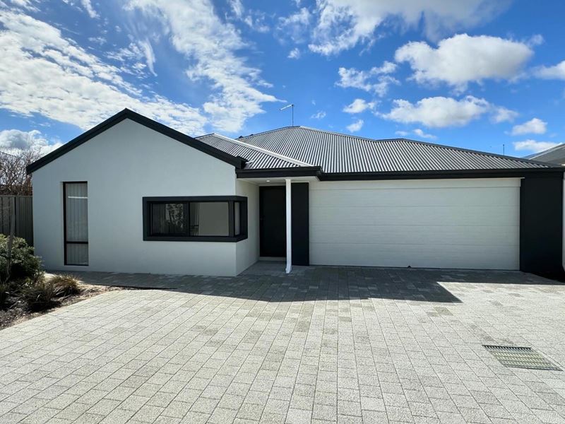 21 Bottlenose Circuit, Waikiki WA 6169