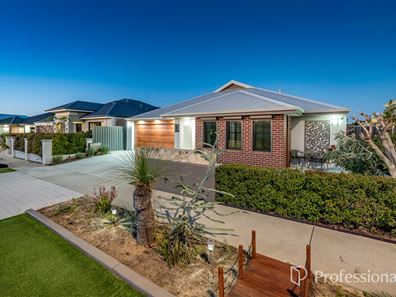 8 Seddon Parade, Alkimos WA 6038