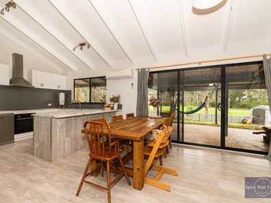 8 Avis Court, Denmark WA 6333