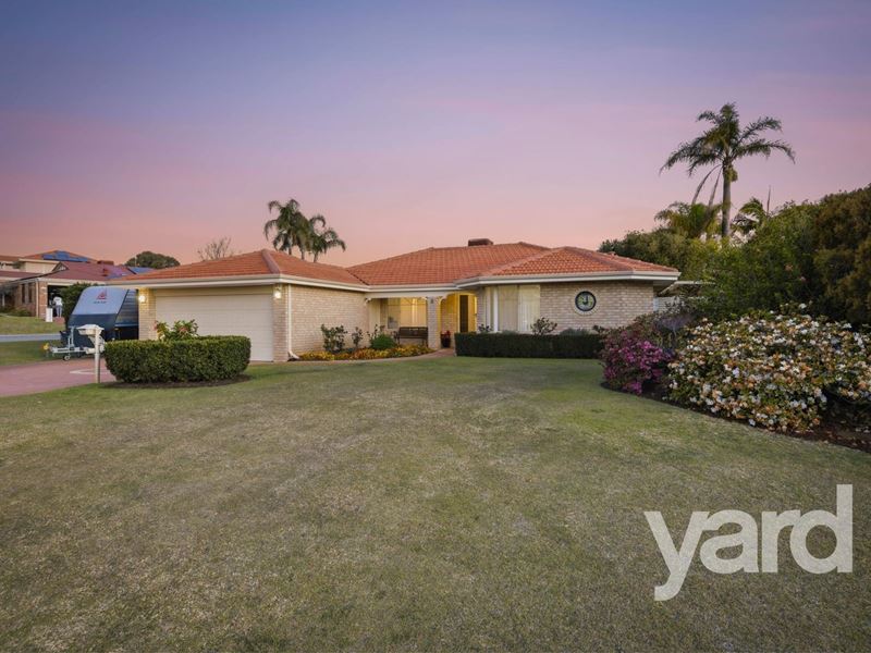 8 Marraboor Place, Success WA 6164