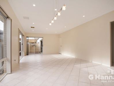 30 Boardman Road, Canning Vale WA 6155