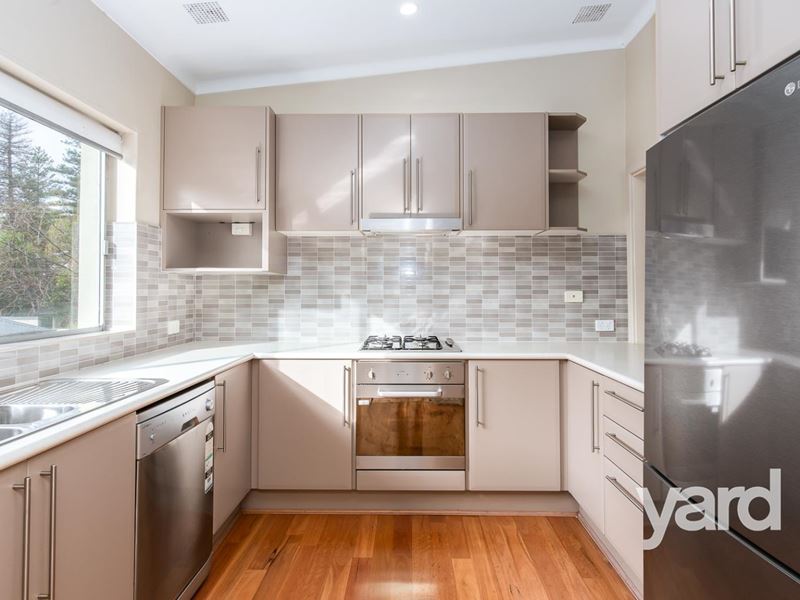 2/13 Rosendo Street, Cottesloe WA 6011