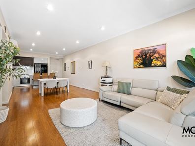 1/164 Riseley Street, Booragoon WA 6154