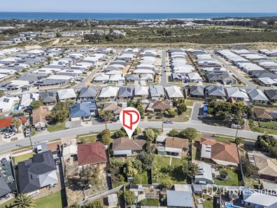 52 Moorpark Avenue, Yanchep WA 6035