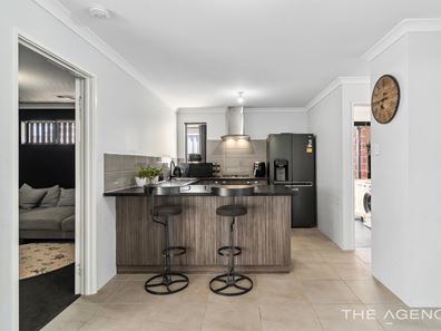 9 Bantry Grove, Golden Bay WA 6174