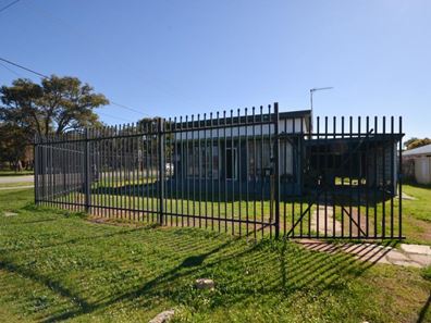 2 Fifth Avenue, Mandurah WA 6210