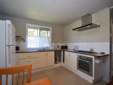 2 Fifth Avenue, Mandurah WA 6210