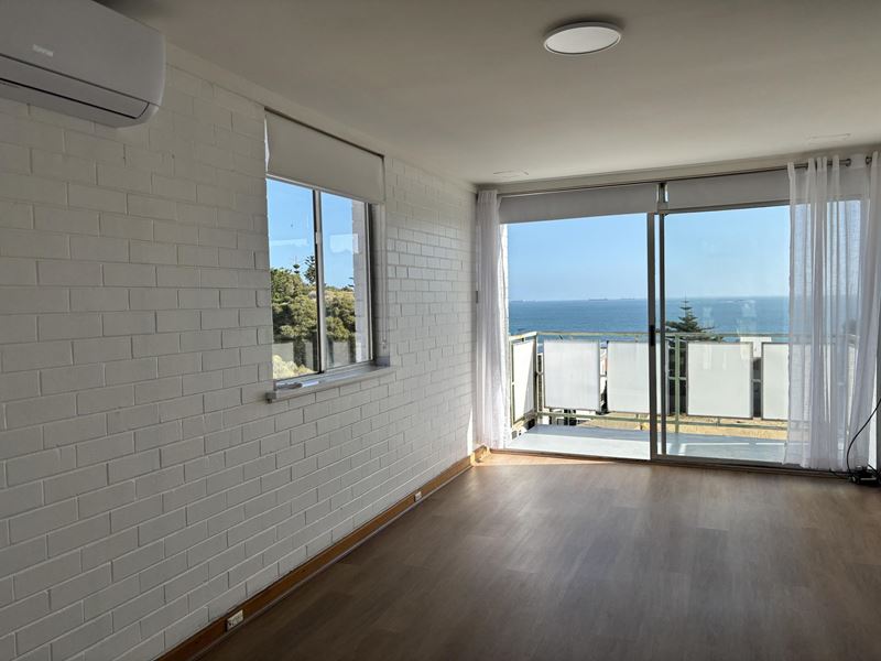 11/18 Avonmore Terrace, Cottesloe WA 6011