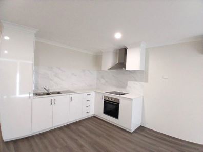 A/14 Orchardleigh Blvd, Lakelands WA 6180