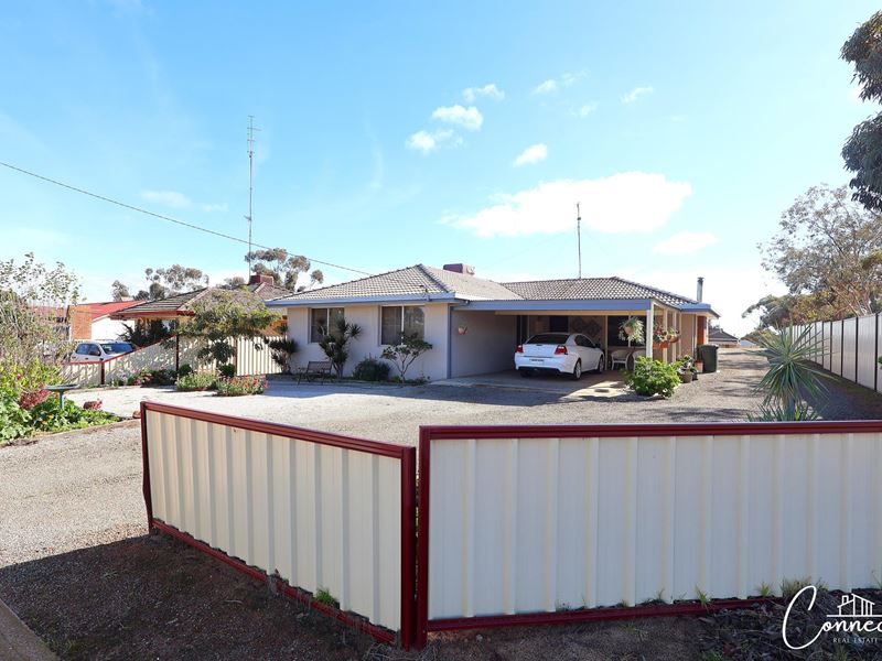 30 Stacy Street, Dowerin
