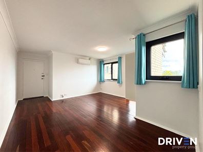 15/4 Ryrie Avenue, Como WA 6152