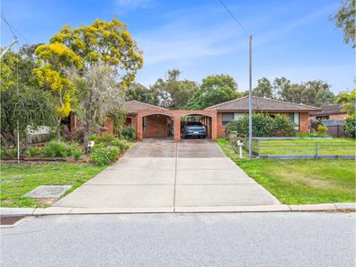18 Wakehurst Place, Kelmscott WA 6111