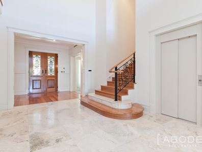 10 Bellevue Avenue, Dalkeith WA 6009