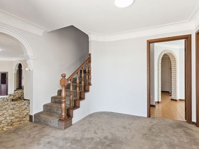 51 Kempenfeldt Avenue, Sorrento WA 6020