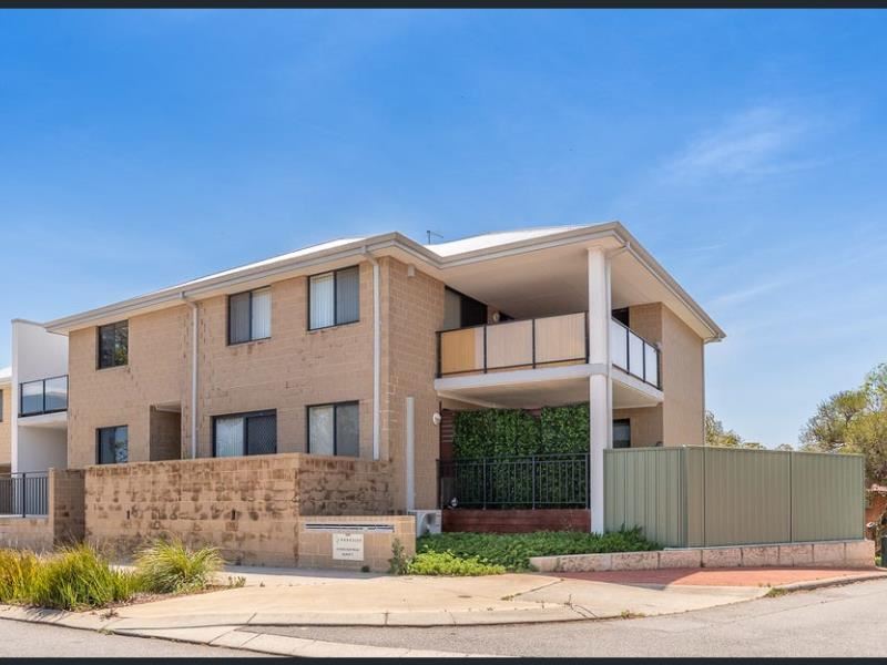 45/18 Whitlock Road, Queens Park WA 6107