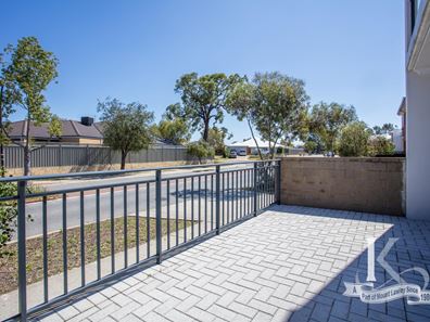 45/18 Whitlock Road, Queens Park WA 6107